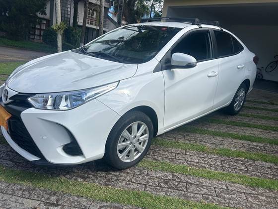 TOYOTA YARIS 1.5 16V FLEX SEDAN XL MULTIDRIVE